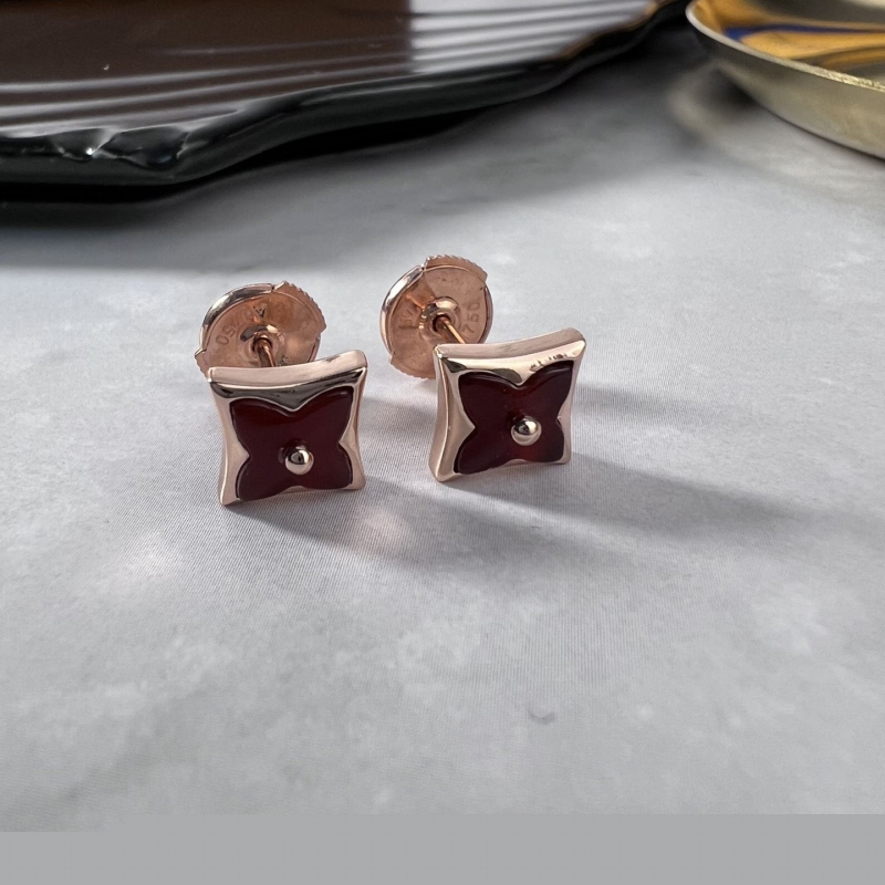 Ba*len*cia*ga earrings